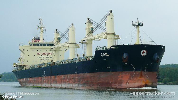 Hg-Perth - Bulk Carrier vessel registered in Liberia
