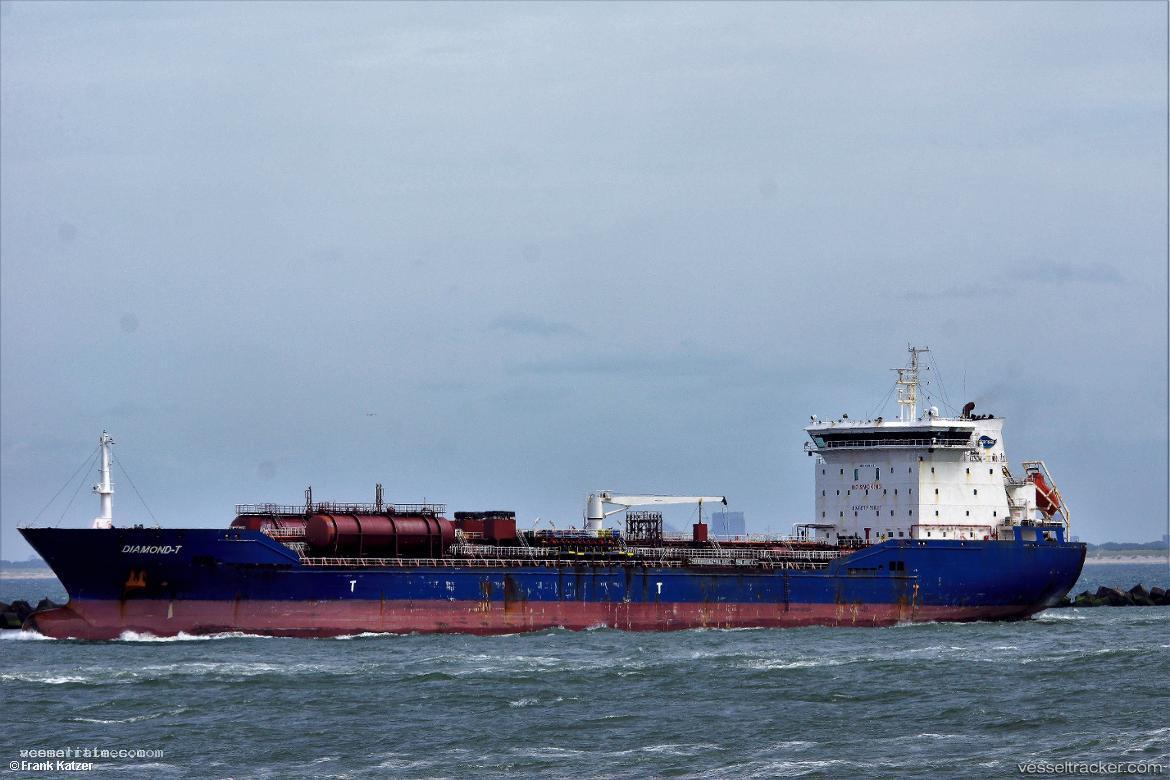 Fiyuh - Chemical Oil Products Tanker vessel registered in Marshall Islands
