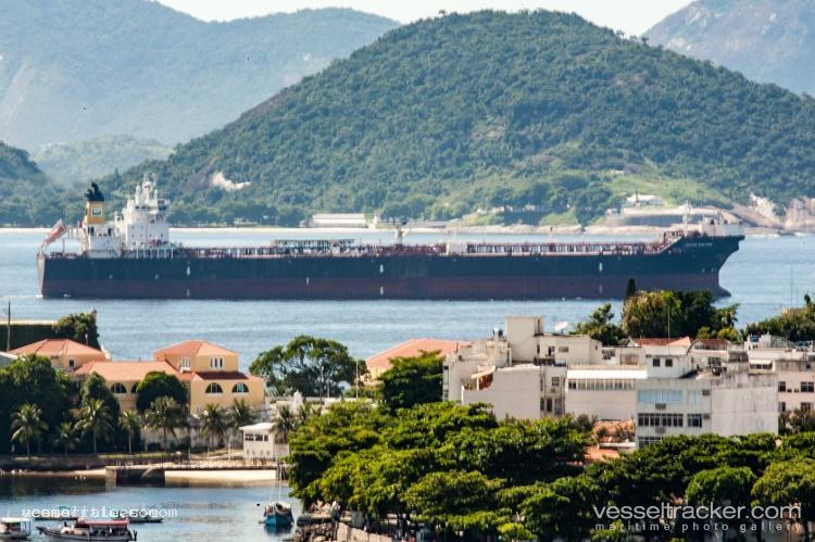 Recife-Knutsen - Crude Oil Tanker vessel registered in Bahamas