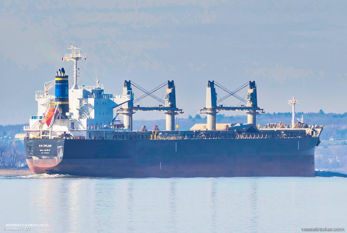 Rb-Dylan - Bulk Carrier vessel registered in Marshall Islands