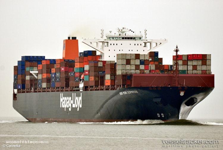 New-York-Express - Container Ship vessel registered in Liberia