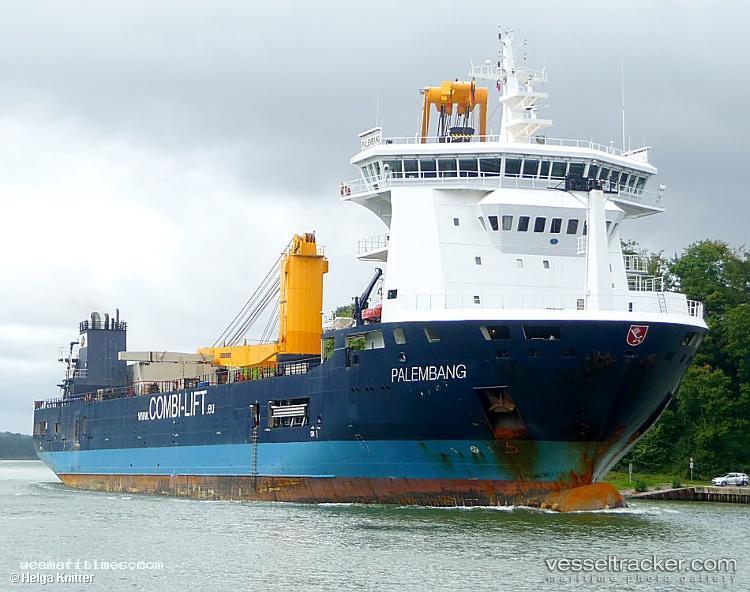 Anna - Multi Purpose Carrier vessel registered in Antigua and Barbuda
