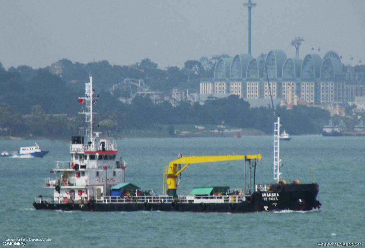Swan - Oil Products Tanker vessel registered in Singapore