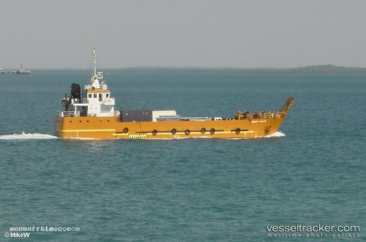 Robert-Ladlow - Landing Craft vessel registered in Australia