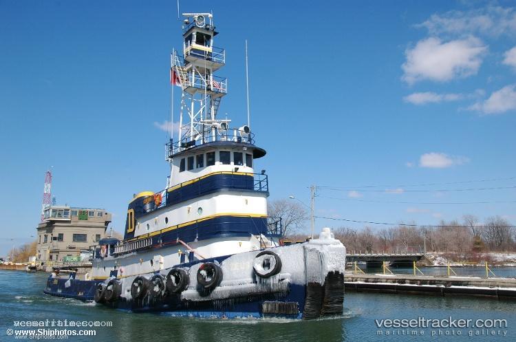 Zeus - Tug vessel registered in United States of America
