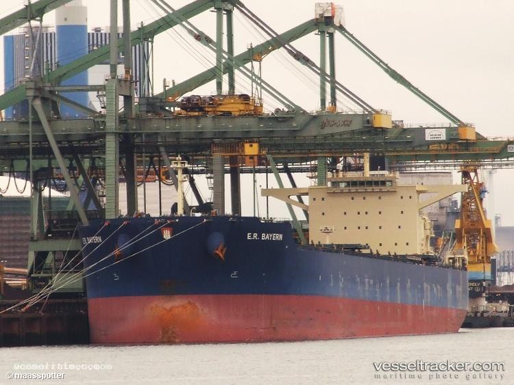 Knightship - Bulk Carrier vessel registered in Liberia