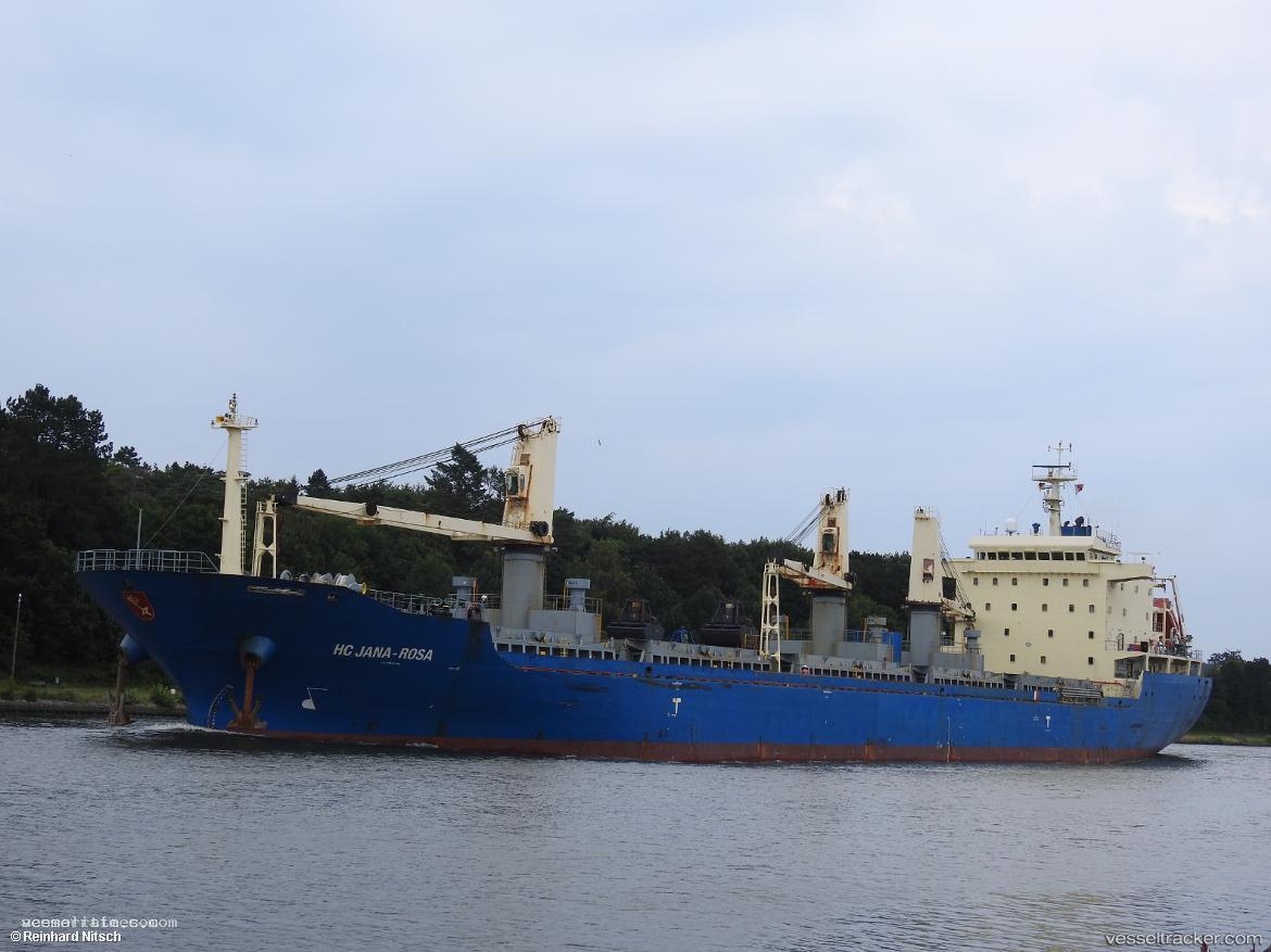 Ec-Fatma - Bulk Carrier vessel registered in Liberia