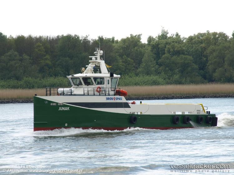 Junak - Offshore Tug Supply Ship vessel registered in Croatia