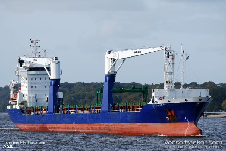 Onego-Olza - Multi Purpose Carrier vessel registered in Antigua and Barbuda