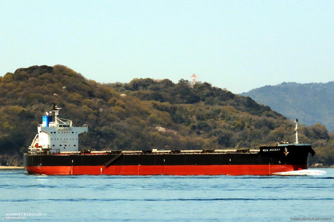 New-Ascent - Bulk Carrier vessel registered in Panama