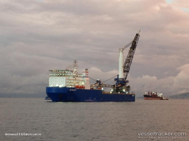 Timas-1201 - Pipe Layer vessel registered in Indonesia