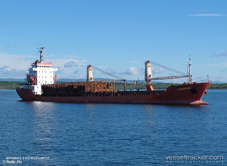 Newzenberg - General Cargo Ship vessel registered in Russia