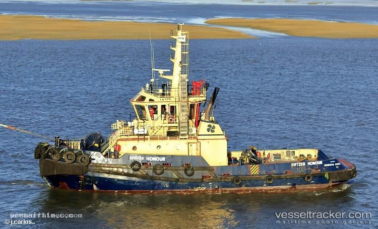 Svitzer-Honour - Tug vessel registered in Argentina