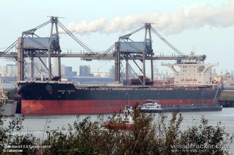 Pacific-Success - Bulk Carrier vessel registered in Hong Kong