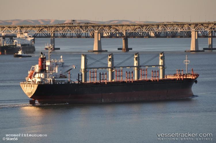 Poavosa-Brave - Bulk Carrier vessel registered in Panama