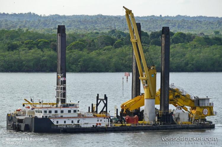 Postnik-Yakovlev - Dredger vessel registered in Luxembourg