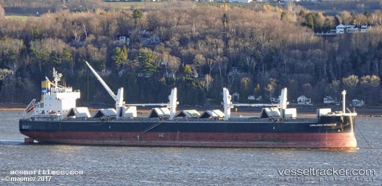 Bulk-Valor - Bulk Carrier vessel registered in Panama