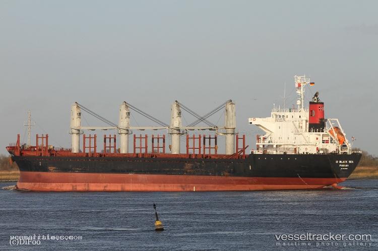 Ever-Brilliant - Bulk Carrier vessel registered in Panama