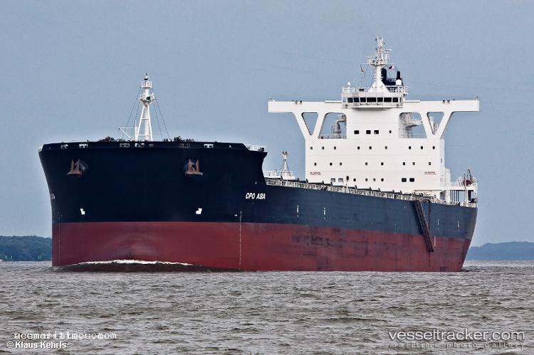 Captain-J.-Papadakis - Bulk Carrier vessel registered in Liberia