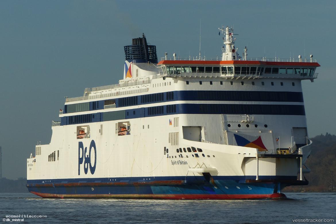Oscar-Wilde - Passenger Ro Ro Cargo Ship vessel registered in Cyprus