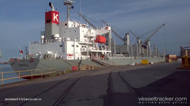 Ful-Via - Bulk Carrier vessel registered in Liberia