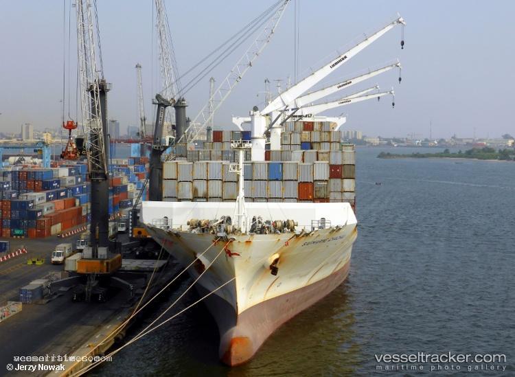 Maersk-Chachai - Container Ship vessel registered in Hong Kong