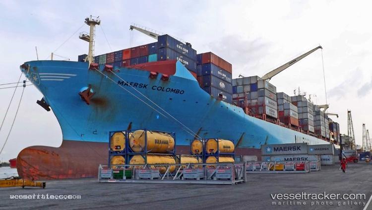 Maersk-Colombo - Container Ship vessel registered in Singapore