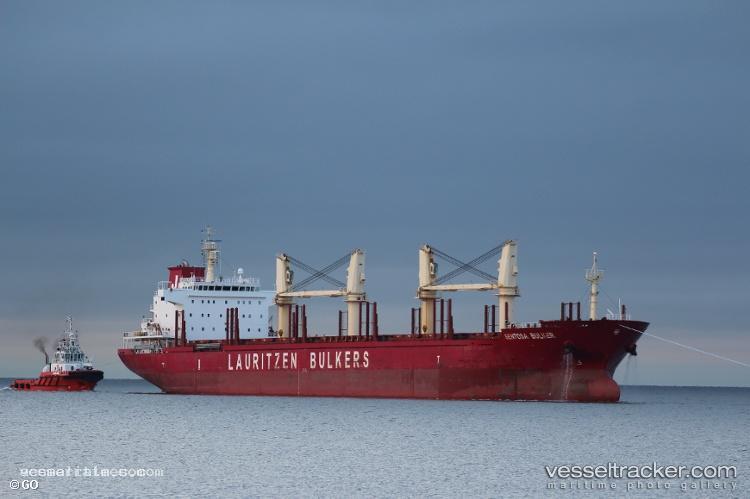 Clipper-Apollonia - Bulk Carrier vessel registered in Marshall Islands
