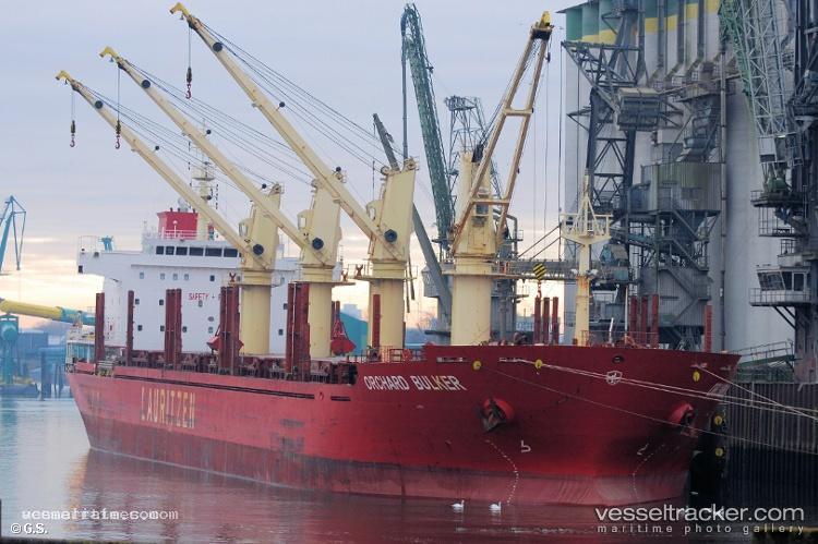 Clipper-Alexandria - Bulk Carrier vessel registered in Marshall Islands