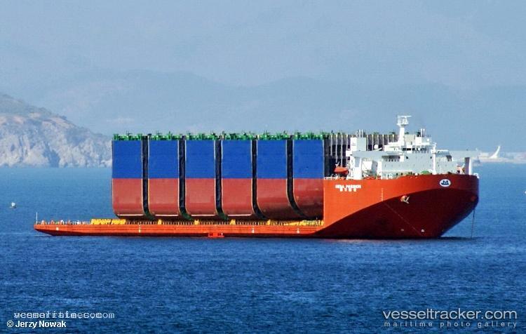 Mega-Passion - Heavy Load Carrier vessel registered in South Korea