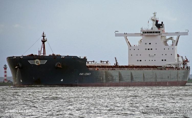 Kwk-Legacy - Bulk Carrier vessel registered in Singapore