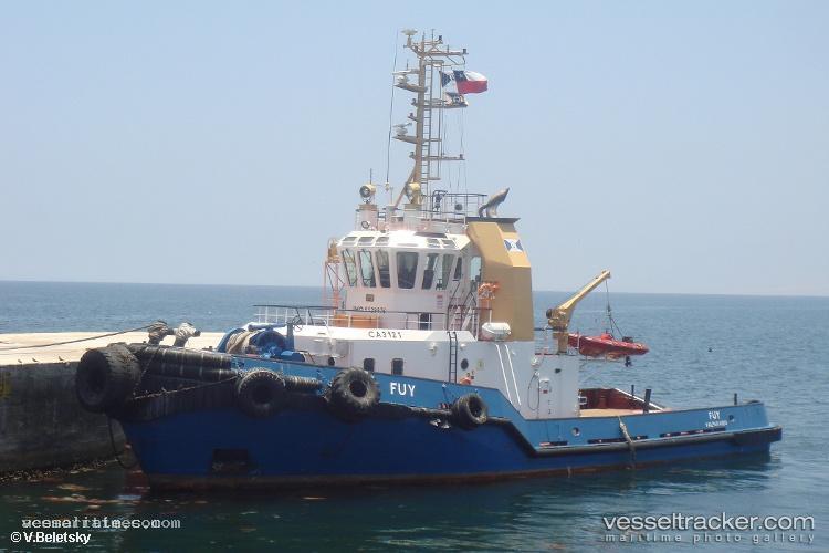 Fuy - Tug vessel registered in Chile