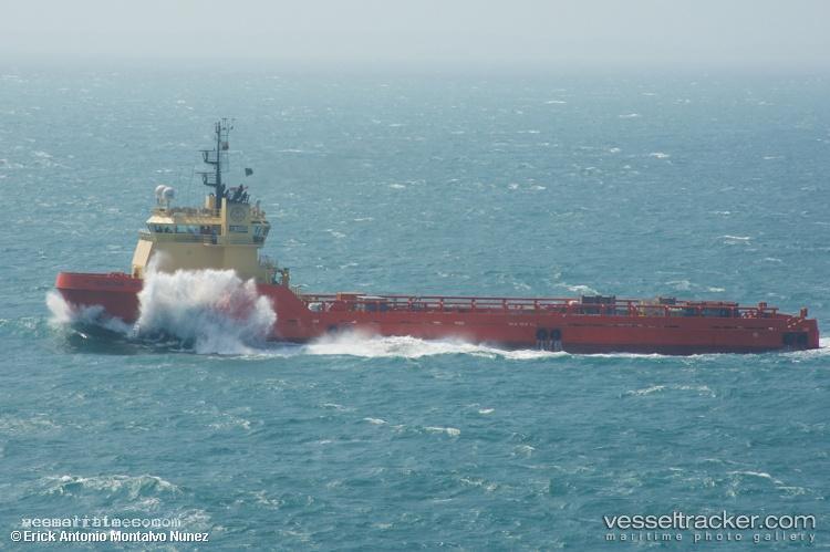 Santos-Solution - Offshore Tug Supply Ship vessel registered in Brazil