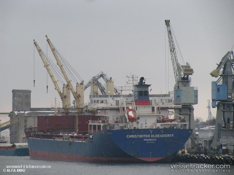 Hl-Ambition - Deck Cargo Ship vessel registered in Panama