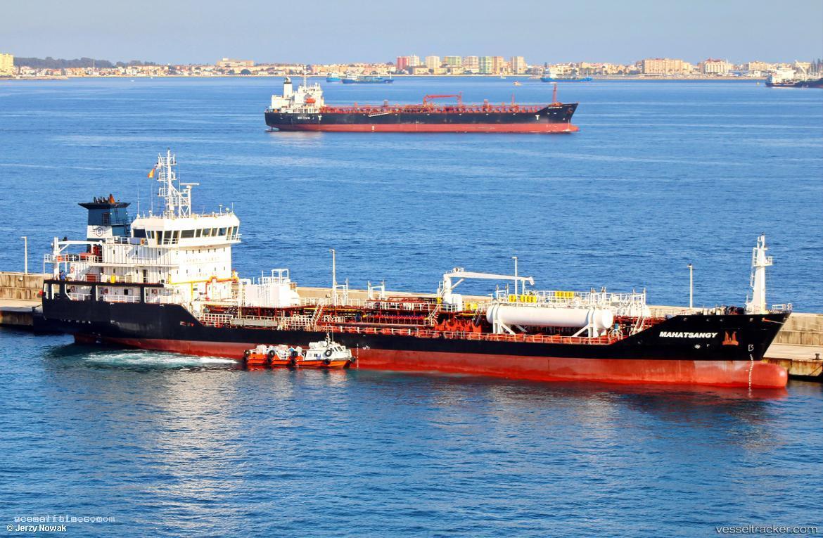 Vulcano-M - Oil Products Tanker vessel registered in Italy