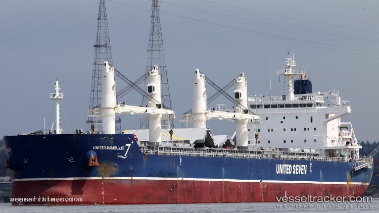 Hg-Brisbane - Bulk Carrier vessel registered in Liberia