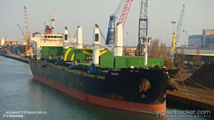 Quest - Bulk Carrier vessel registered in Liberia
