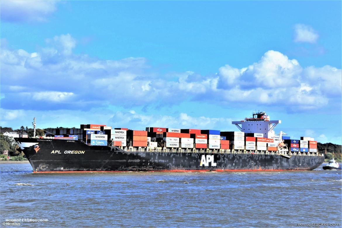 Apl-Oregon - Container Ship vessel registered in Malta