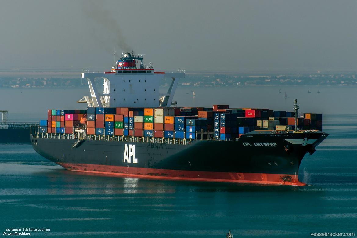Apl-Antwerp - Container Ship vessel registered in Malta