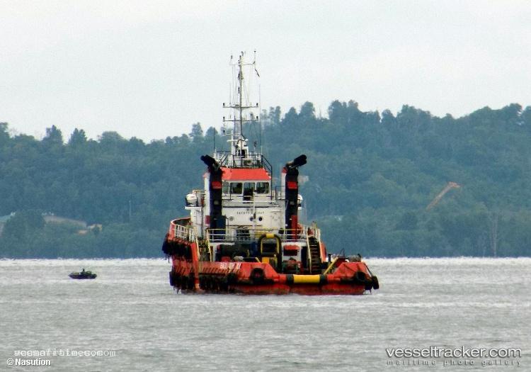Eka-Samudra-301 - Tug vessel registered in Indonesia
