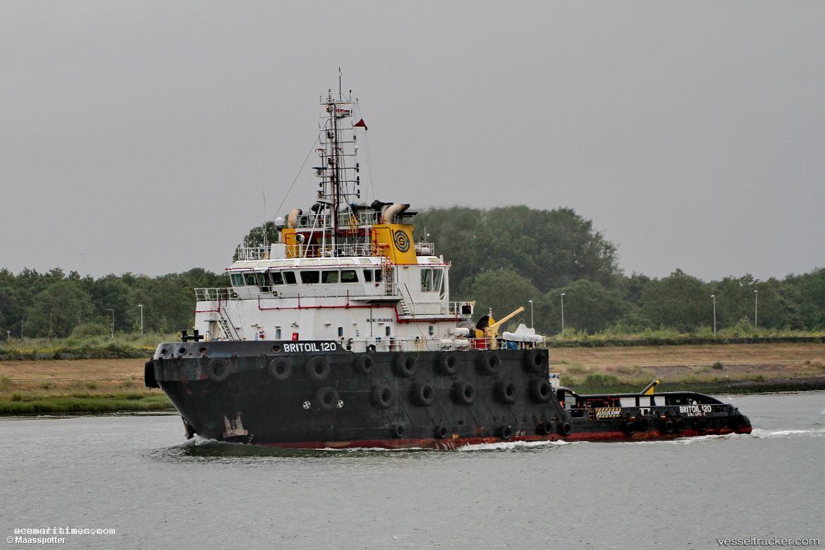 Britoil-120 - Service Ship vessel registered in Singapore