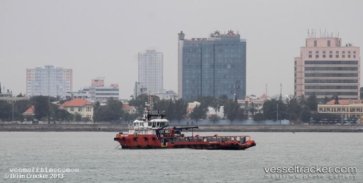 Atlas - Offshore Tug Supply Ship vessel registered in Papua New Guinea
