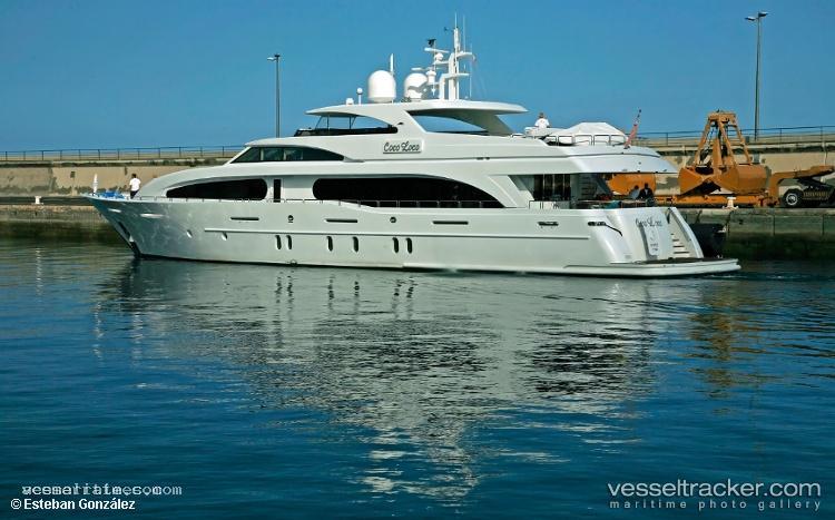 Viva-Mas - Service Ship vessel registered in Marshall Islands