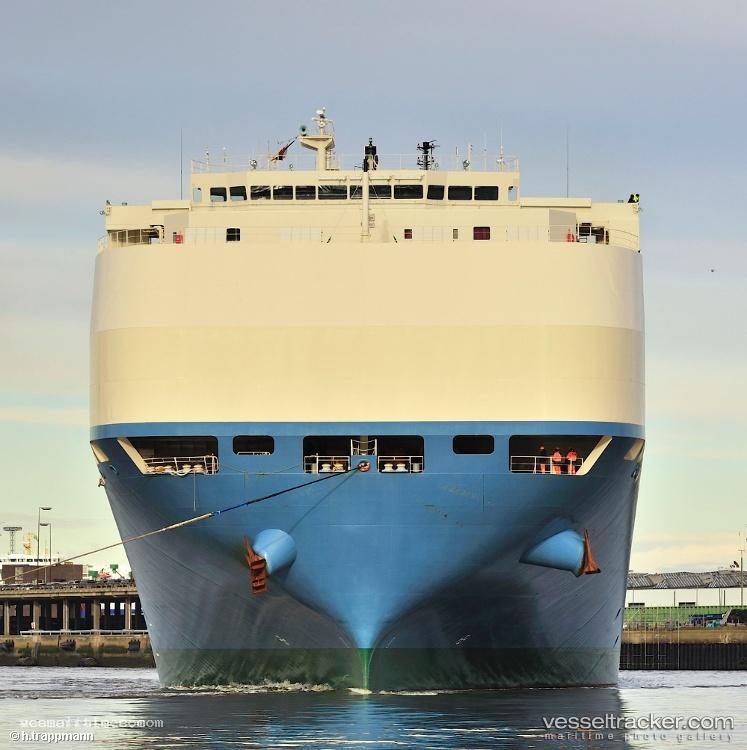 Opal-Ace - Vehicles Carrier vessel registered in Cayman Islands