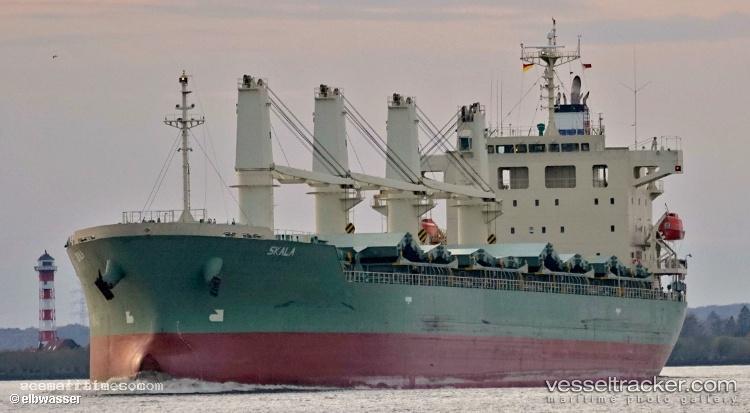 V-Lyra - General Cargo Ship vessel registered in Panama