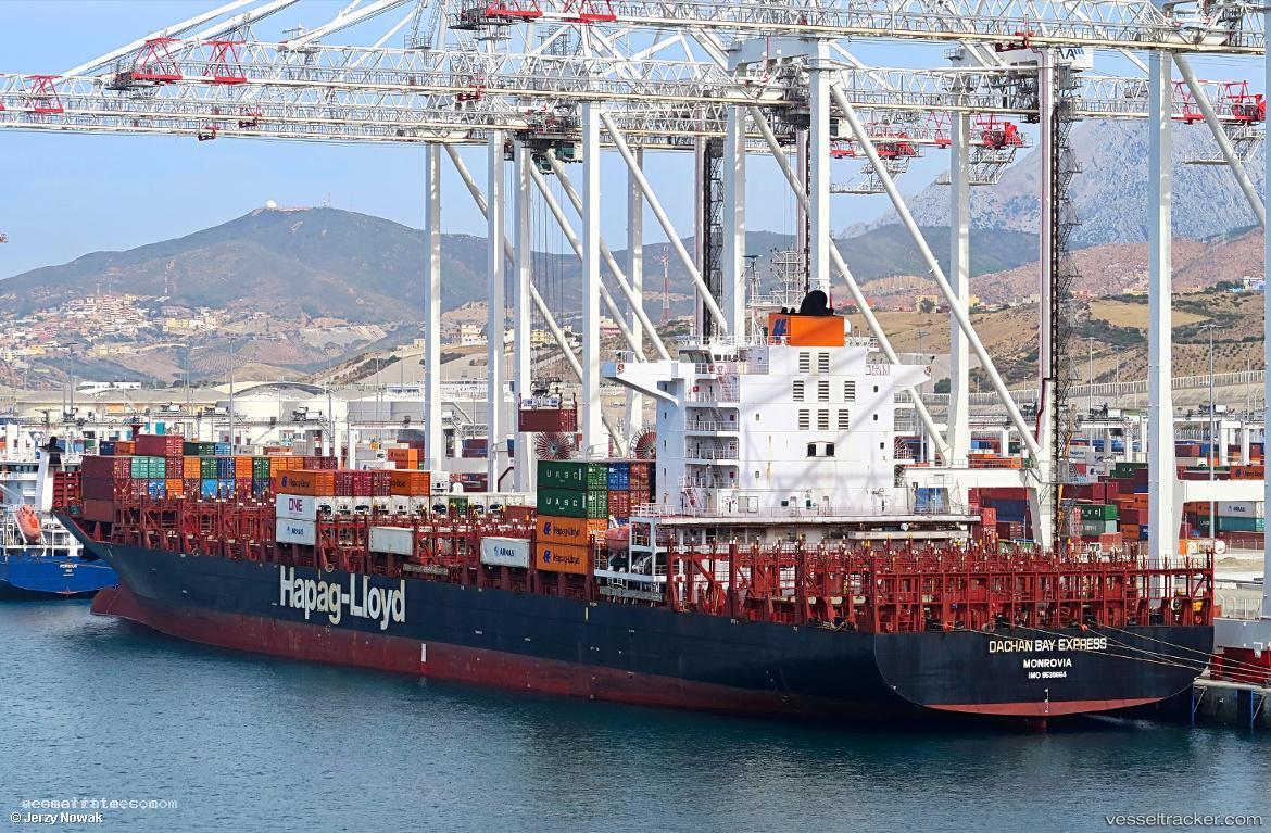 Dachan-Bay-Express - Container Ship vessel registered in Liberia