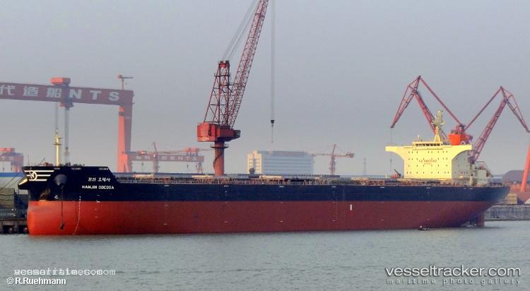 Star-Zulu - Bulk Carrier vessel registered in Bahamas