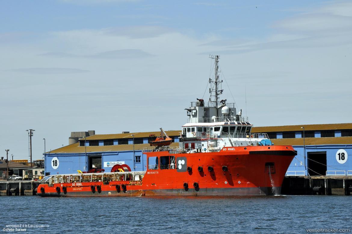 Ning-Hai-Tuo-8001 - Offshore Tug Supply Ship vessel registered in China