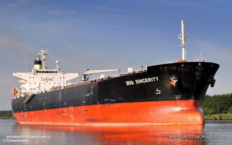 Janine-K - Oil Products Tanker vessel registered in Malta