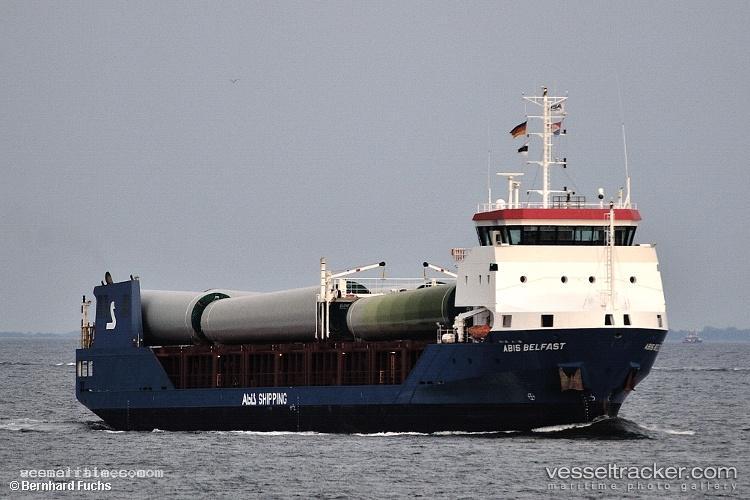 Peak-Belfast - General Cargo Ship vessel registered in Netherlands